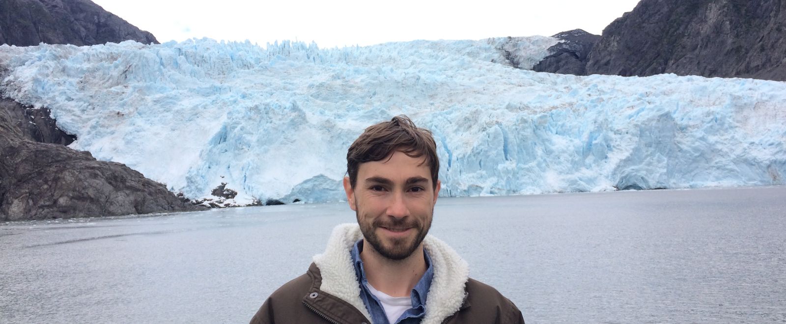 Juan Morelli in front of a glacier on the Kenai Peninsula, Alaska